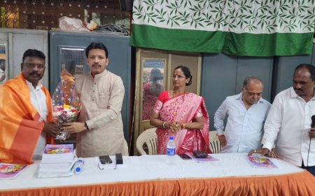 विभागाच्या वतीने पक्ष संघटक श्री विलासभाऊ रूपवते यांचा सत्कार विभाग प्रमुख श्री. सुरेश पाटील साहेब यांनी केला या वेळी सर्व शिवसैनीक पदाधिकारी